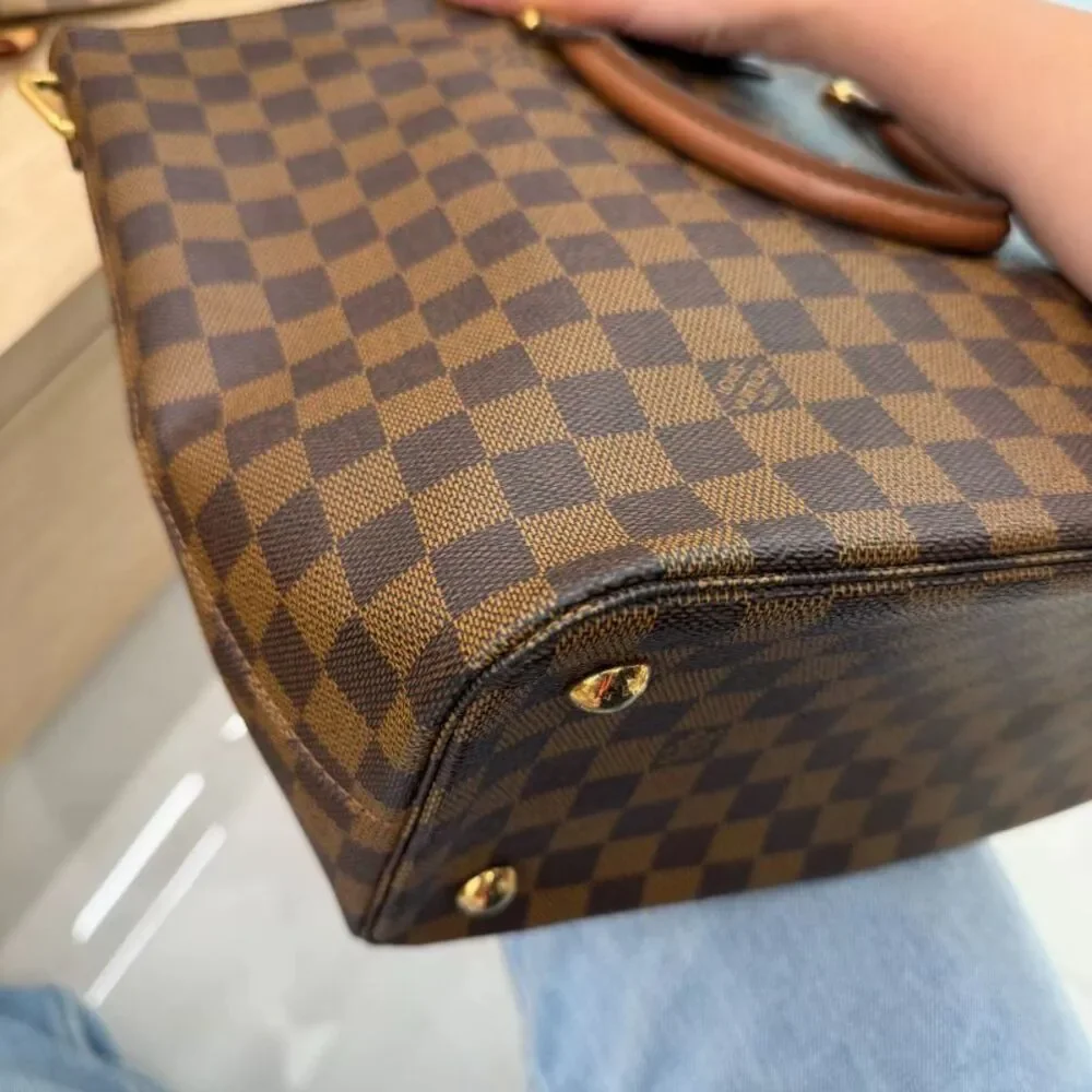 Louis Vuitton Women Pre-Loved Bag Very Good Condition